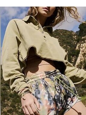 Blue B Collection Cropped Long-sleeve Sweatshirt Free People Inspired Beige Sz S